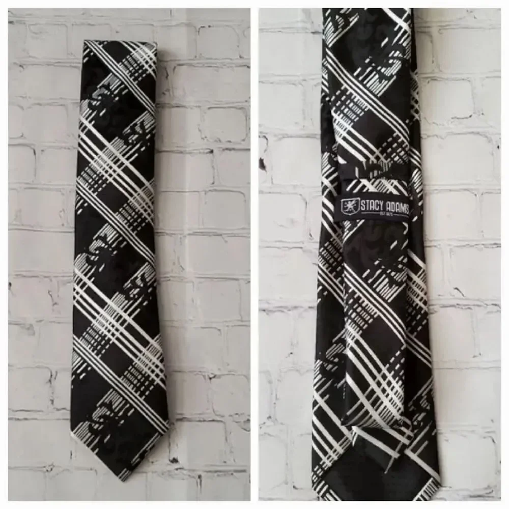 💜Vintage Stacy Adam's Black & White Necktie